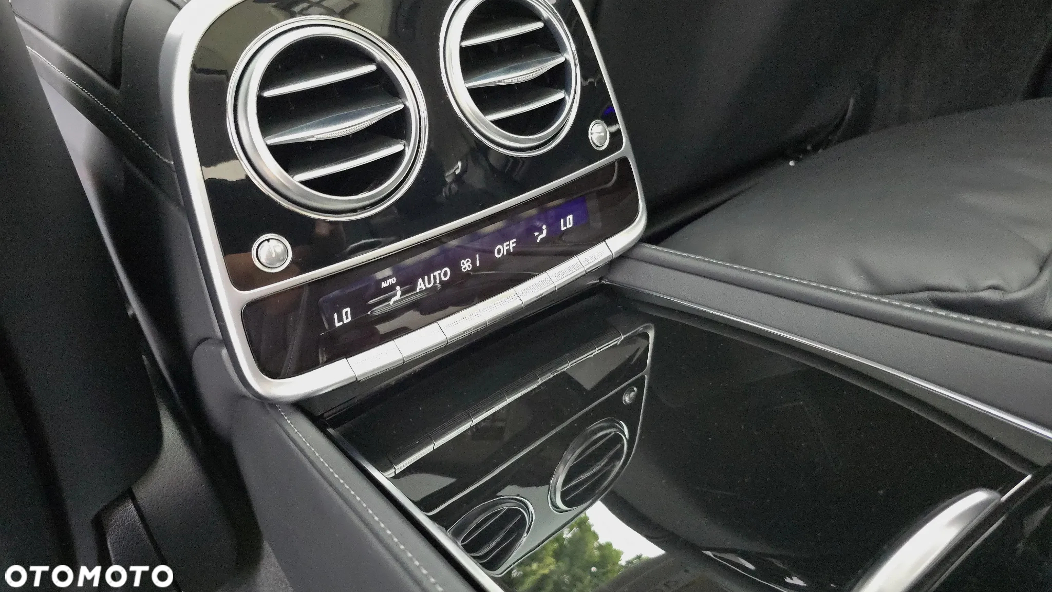 Mercedes-Benz Klasa S 400 d 4-Matic L 9G-TRONIC - 26