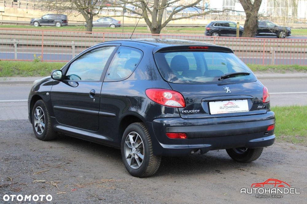 Peugeot 206 plus - 6