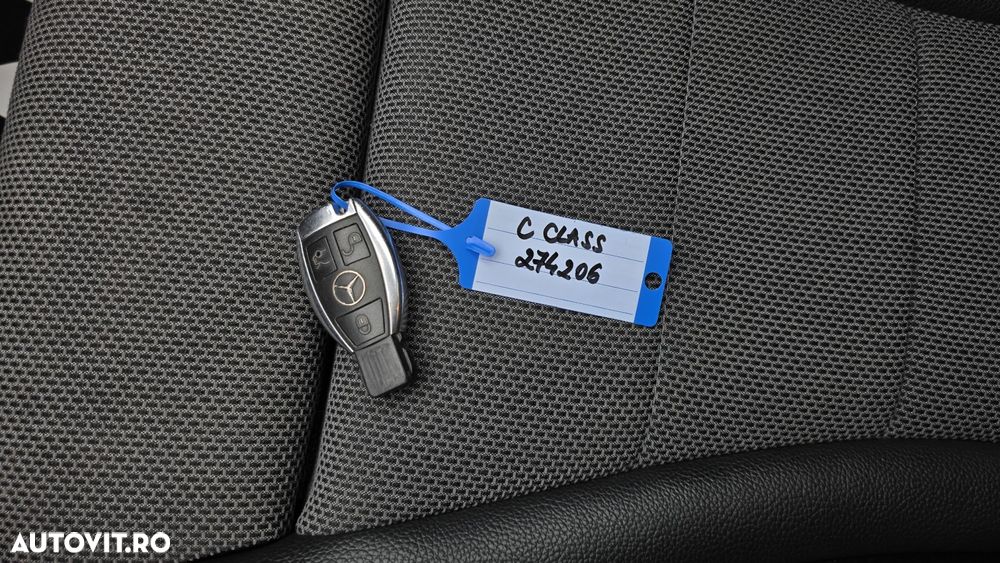 Mercedes-Benz C - 21