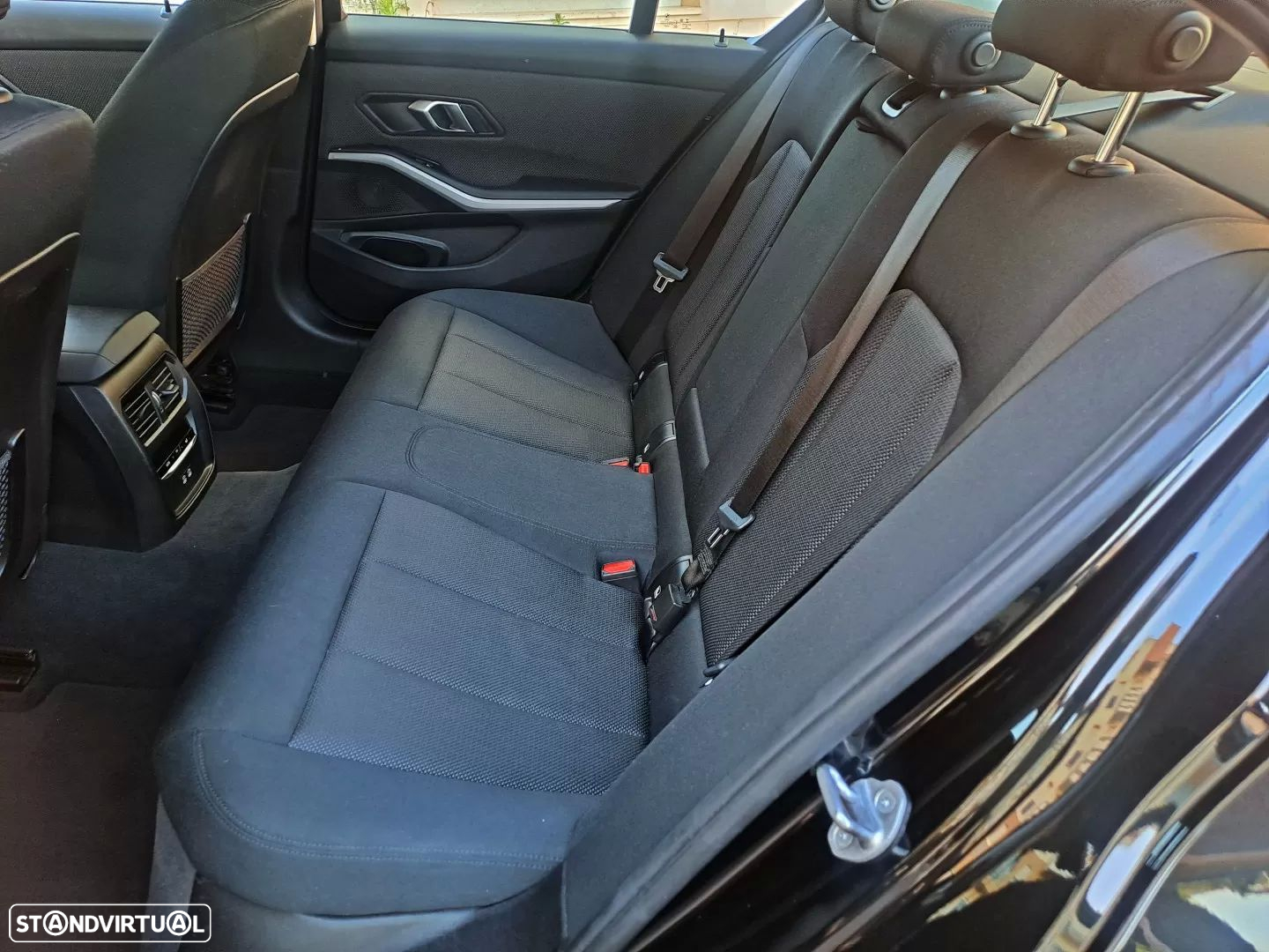 BMW 320 d Auto - 17