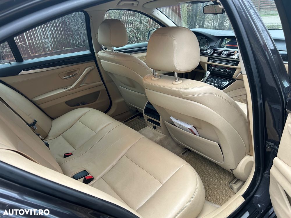 BMW Seria 5 520d - 5