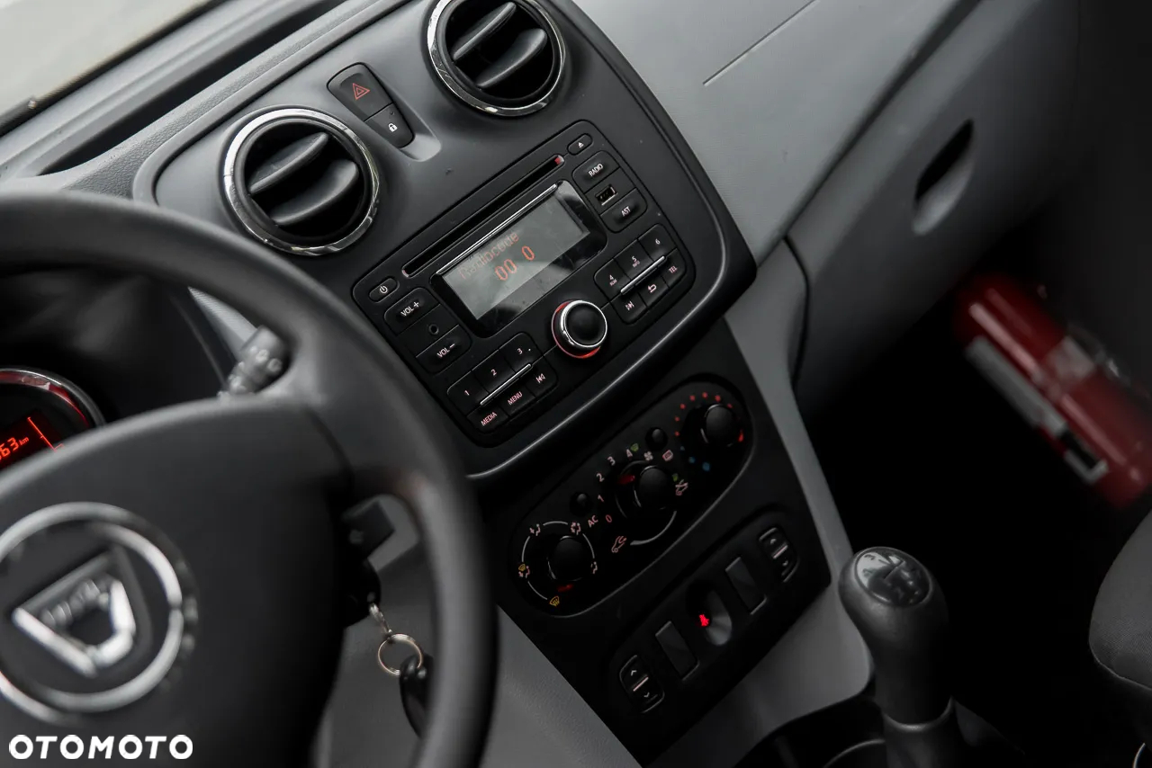 Dacia Logan - 6