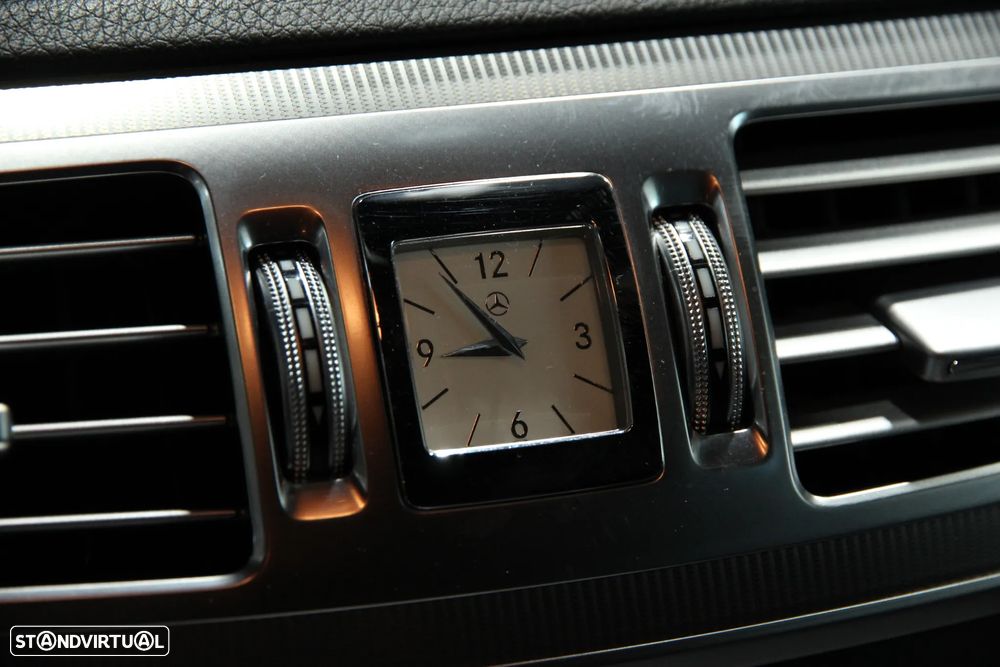 Mercedes-Benz E 250 BlueTEC Avantgarde Auto. - 17