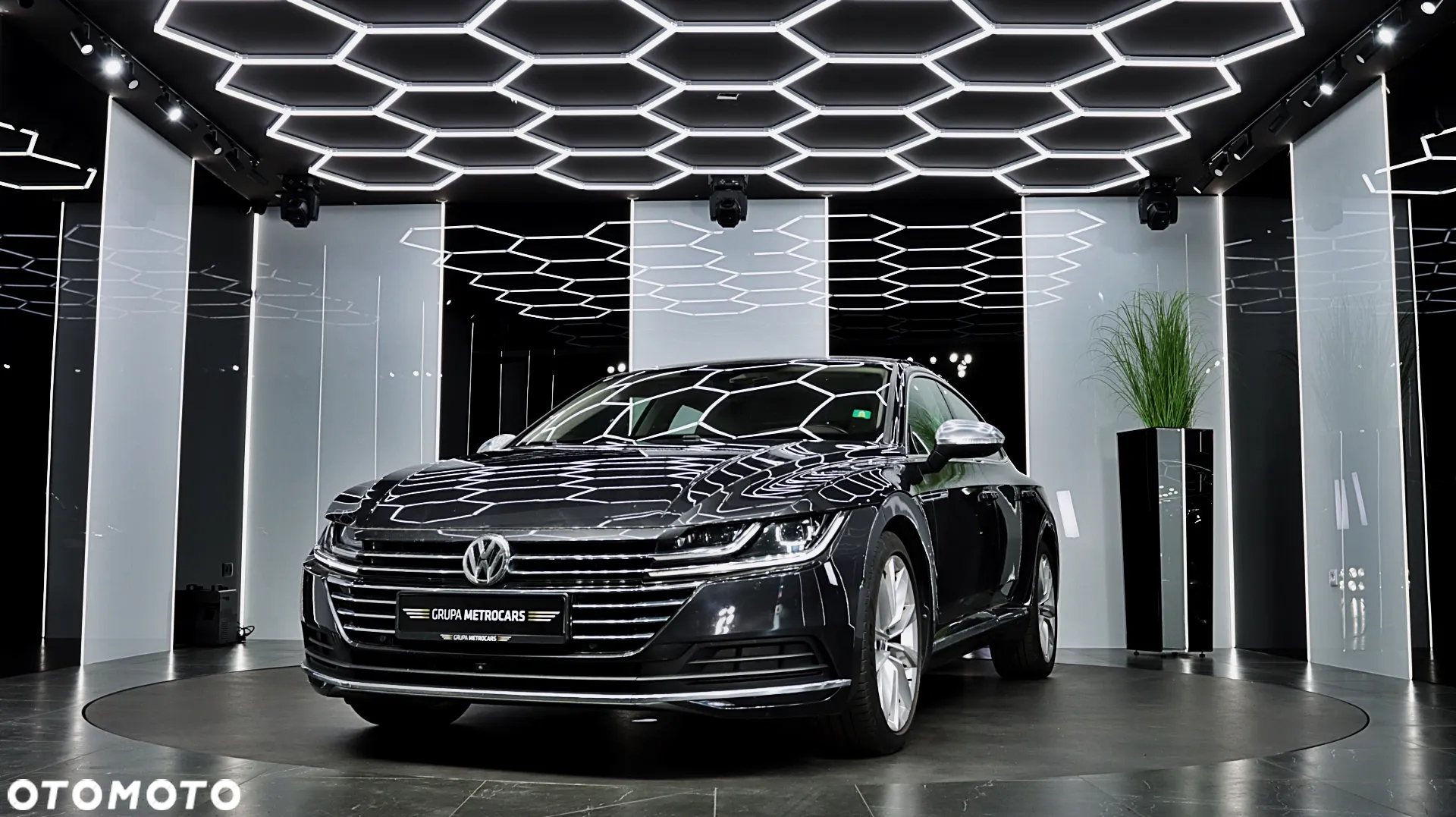 Volkswagen Arteon 2.0 TDI SCR Elegance DSG - 2