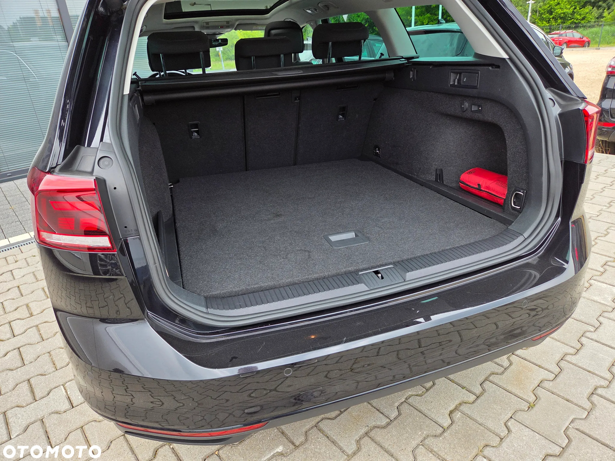 Volkswagen Passat 2.0 TDI EVO Business - 35