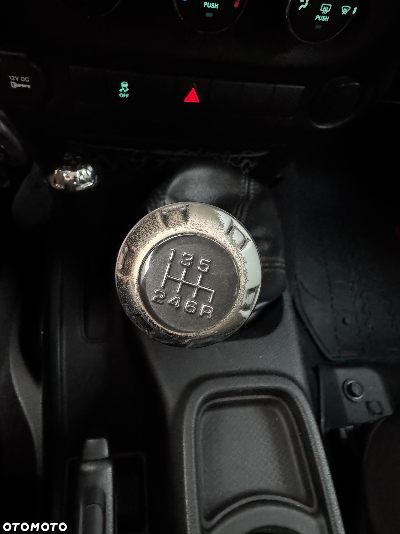 Jeep Wrangler - 36