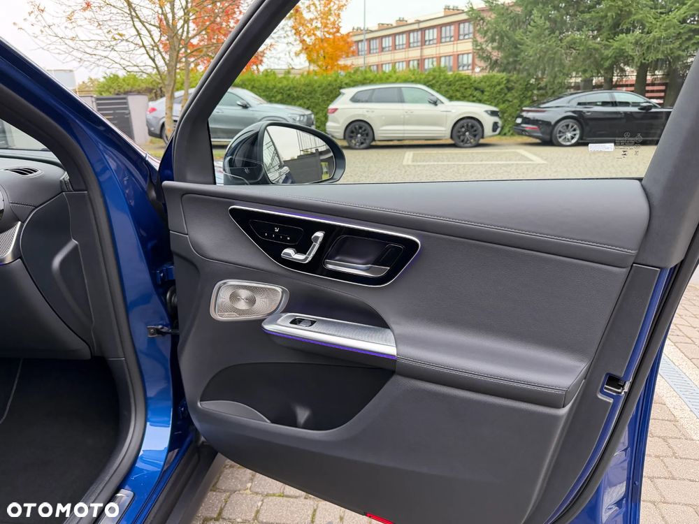 Mercedes-Benz GLC 300 mHEV 4-Matic AMG Line - 25