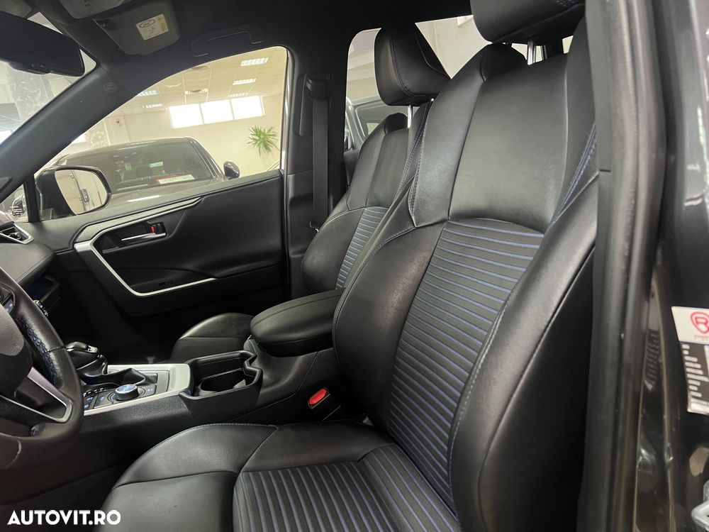 Toyota RAV4 2.5 4x4 Hybrid Black Edition - 25
