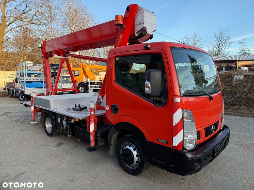 Nissan Podnośnik Koszowy Zwyżka Palfinger 210Bk 21 Metrów 16 w bok ! PILOT NA KABLU!! UDT !! Kosz 1000V Izolowany Jak Wumag Ruthmann Gsr - 1
