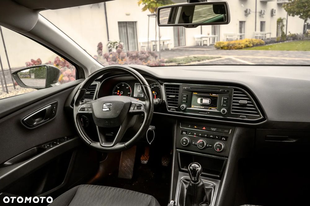Seat Leon Sportstourer 2.0 TDI Start&Stop CONNECT - 23