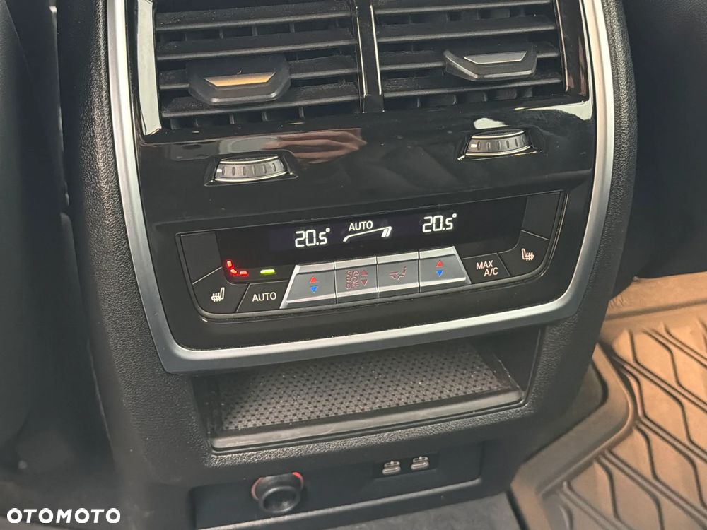 BMW X7 xDrive40d mHEV sport - 30