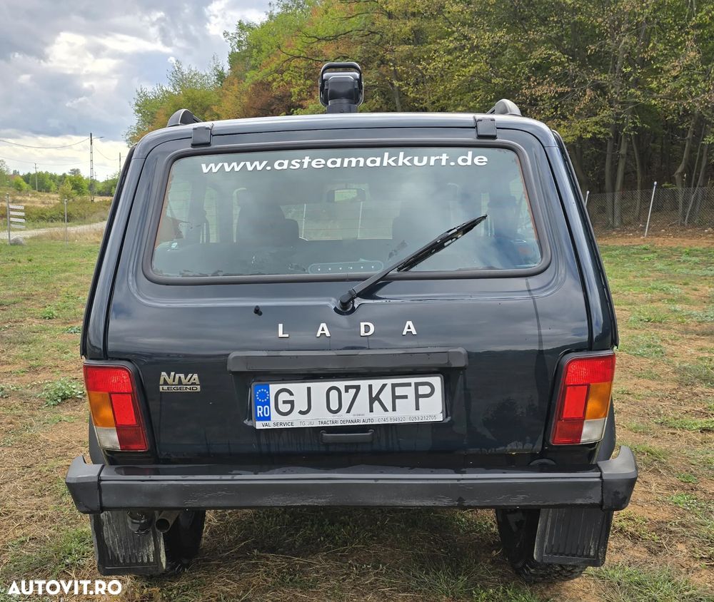 Lada Niva - 7