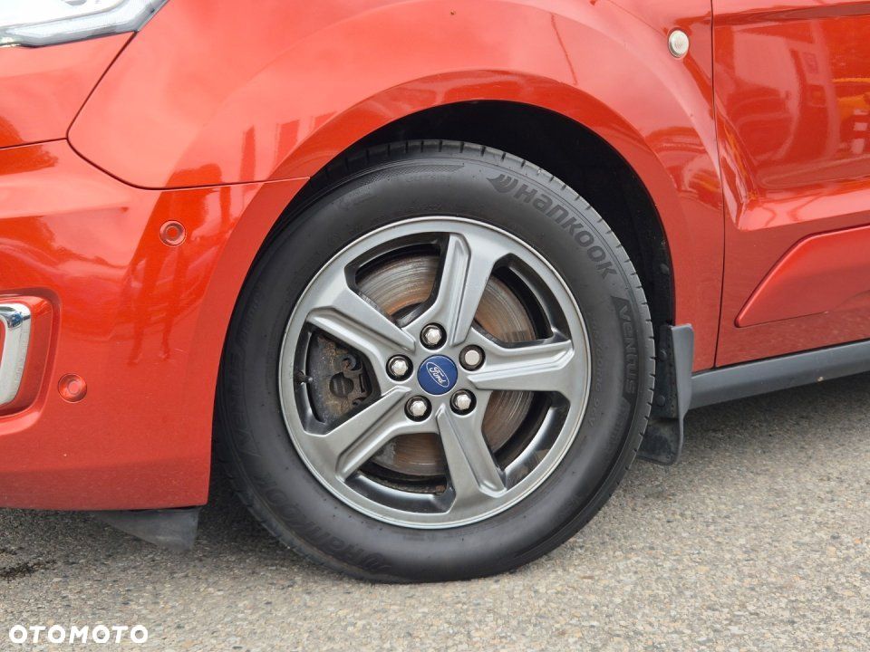 Ford Tourneo Connect - 11