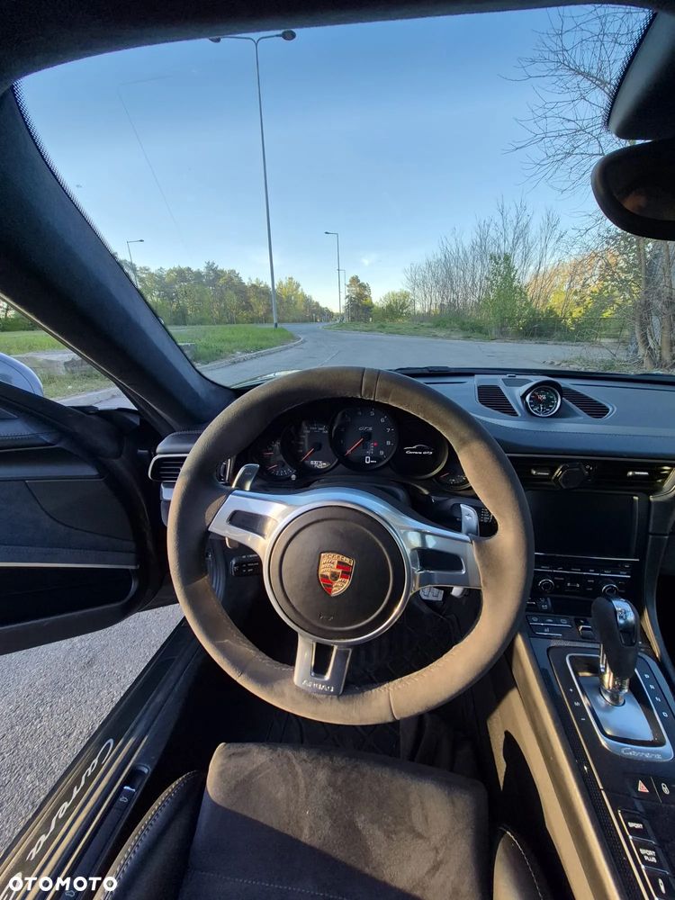 Porsche 911 - 12