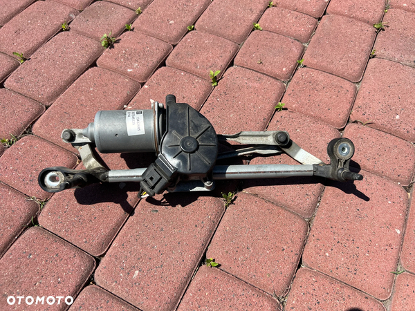 SILNICZEK MECHANIZM WYCIERACZEK OPEL CORSA E 5D