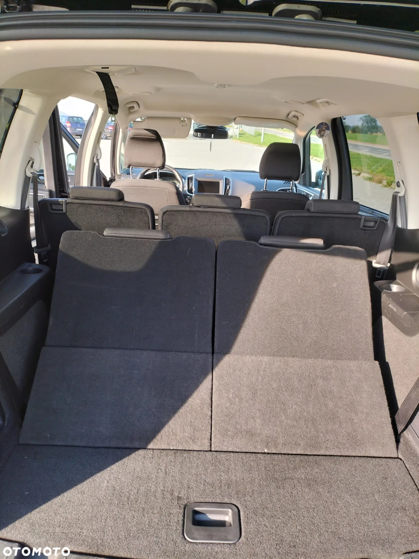 Ford Galaxy - 19