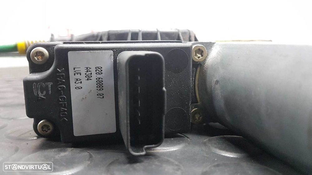 ELEVADOR FRENTE DIREITO FIAT ULYSSE (179) 2.2 JTD DYNAMIC - 2