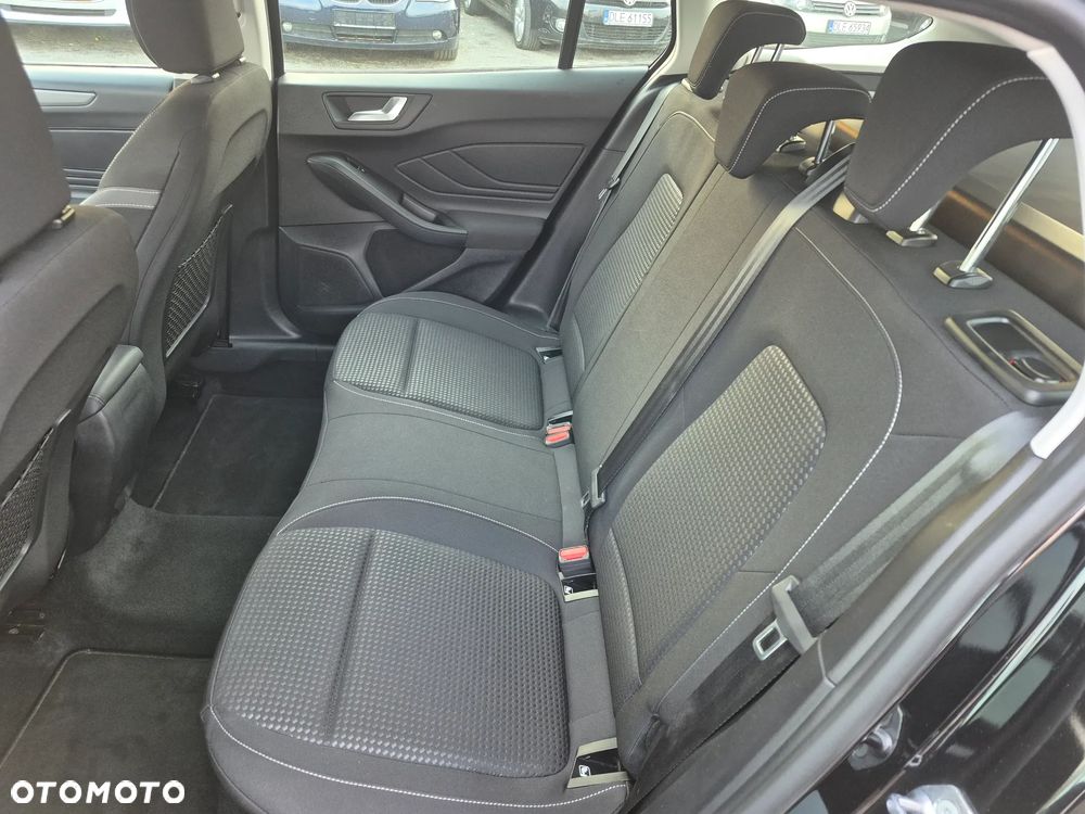 Ford Focus 1.0 EcoBoost Trend - 12