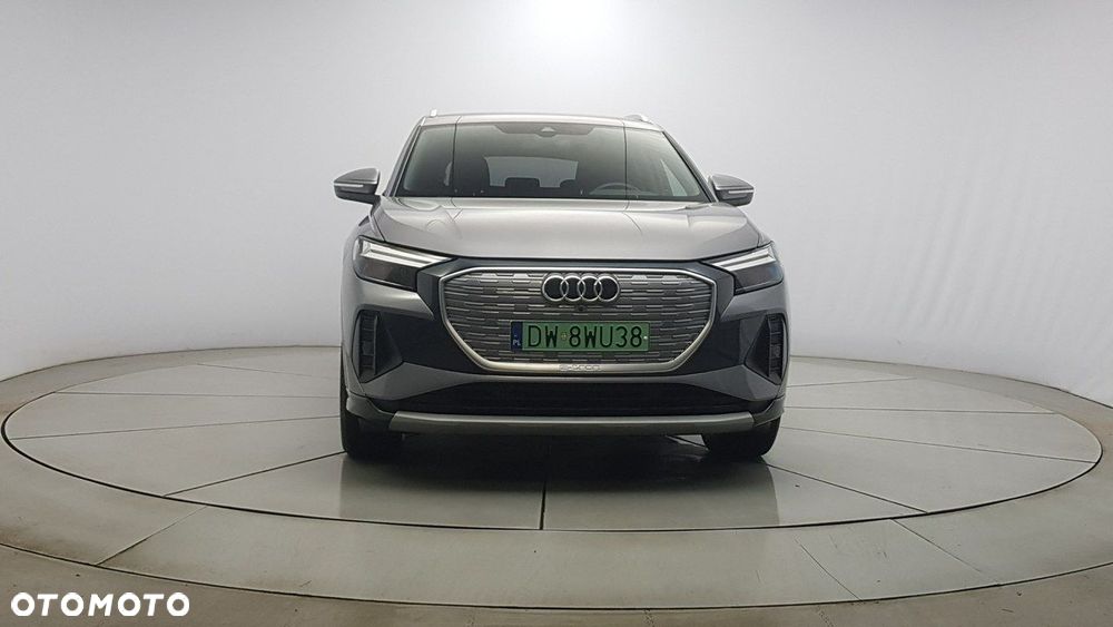 Audi Q4 e-tron - 2