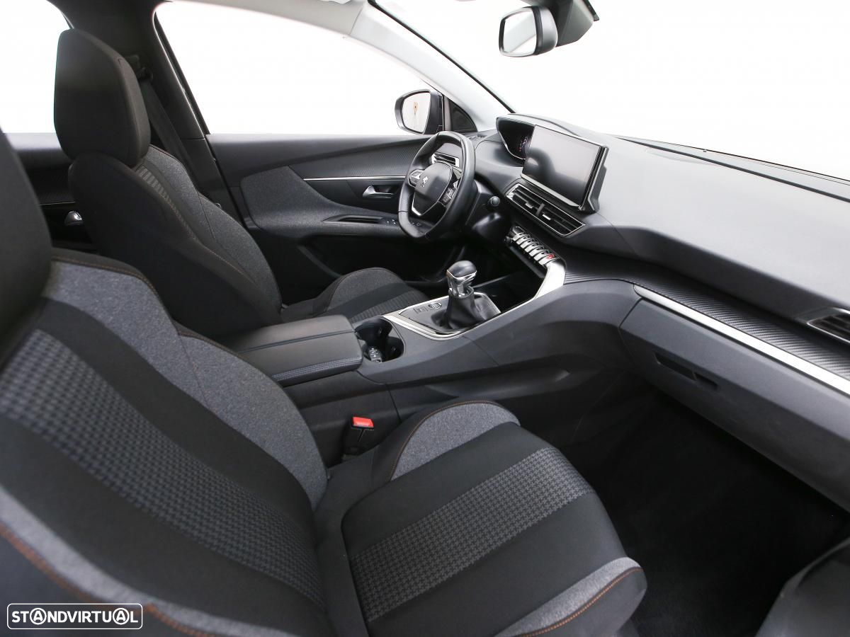 Peugeot 3008 1.5 BlueHDi Active - 11