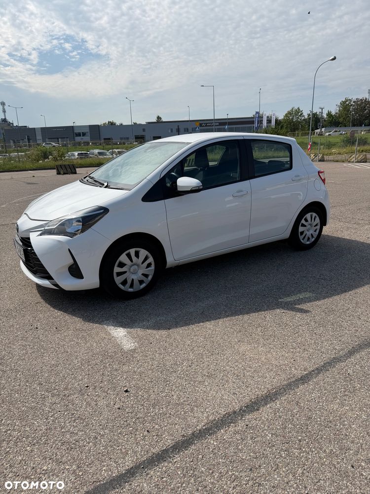 Toyota Yaris 1.5 Active - 12