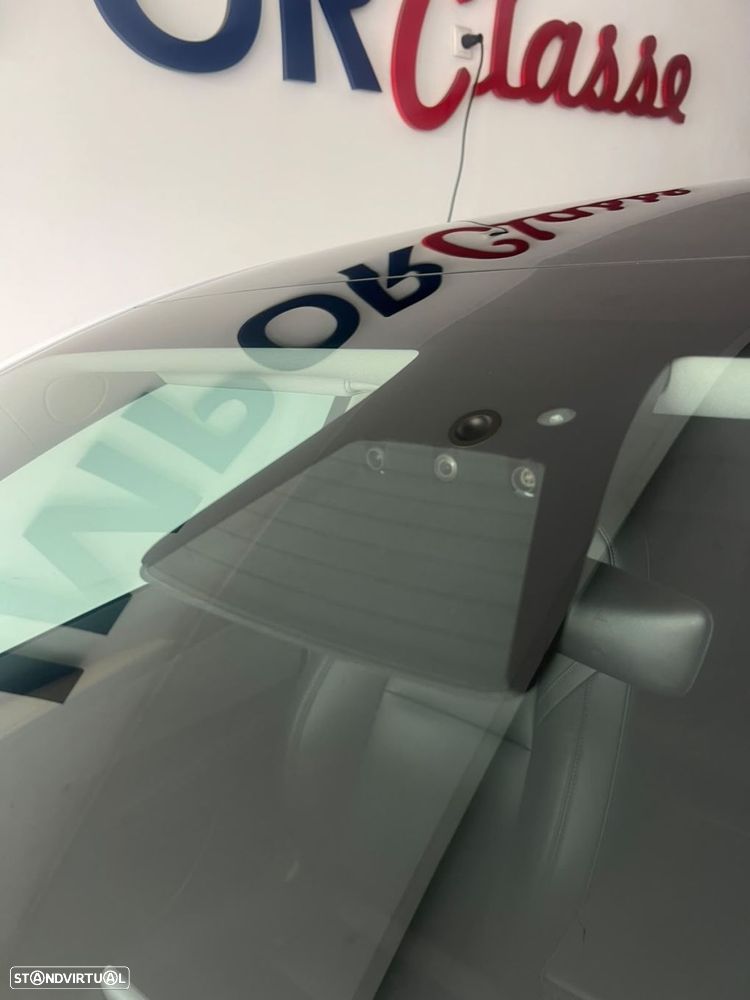 Tesla Model Y Long Range Dual Motor AWD - 29