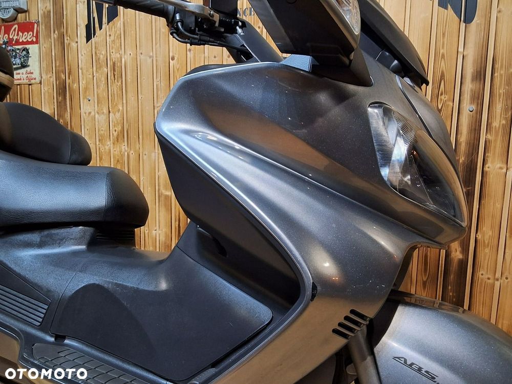 Suzuki Burgman - 10