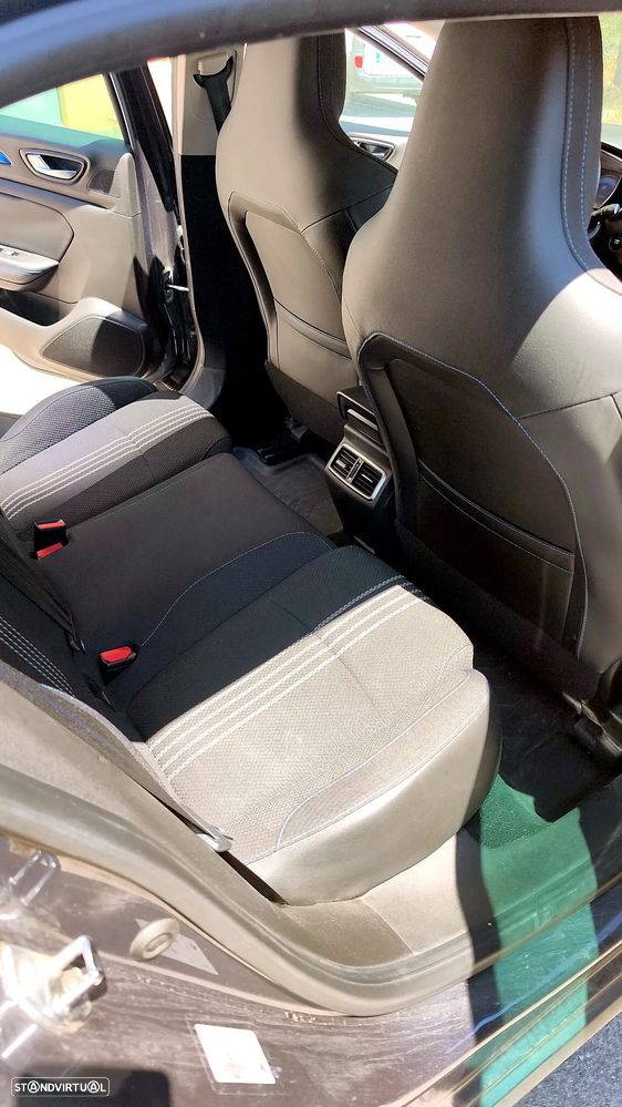 Renault Mégane 1.6 dCi GT Line - 10