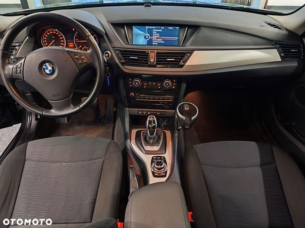 BMW X1 sDrive20d Sport Line - 9