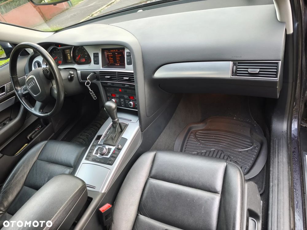 Audi A6 Avant - 25