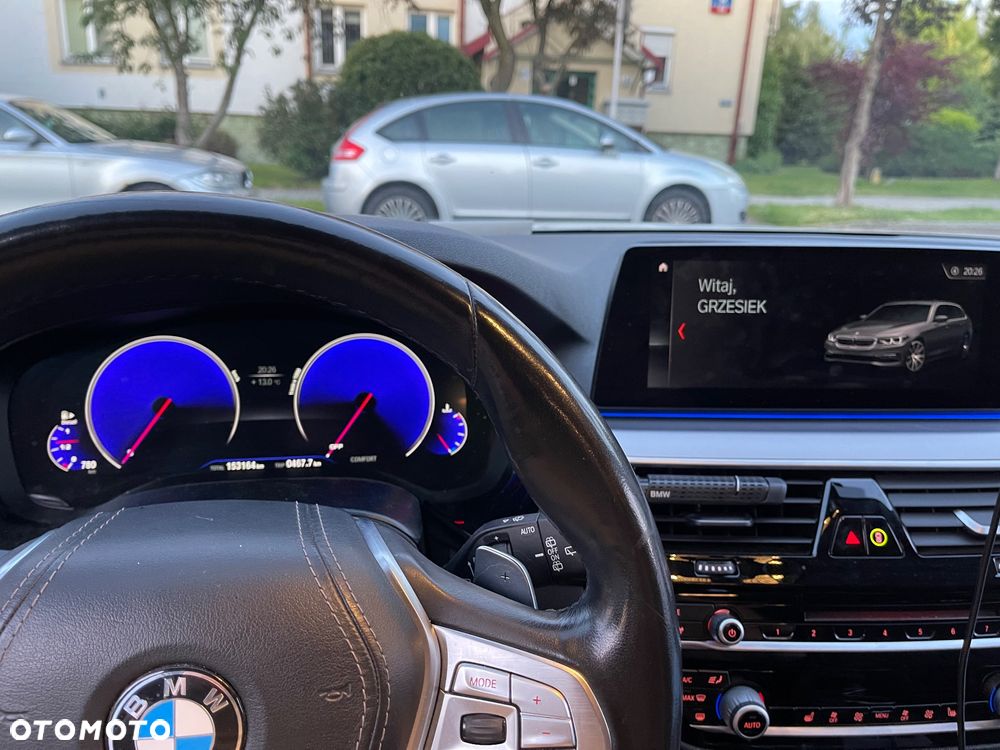 BMW Seria 5 520d Touring - 17