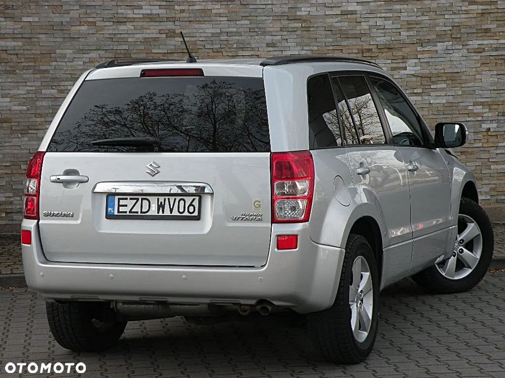 Suzuki Grand Vitara 1.9 DDiS Premium - 4