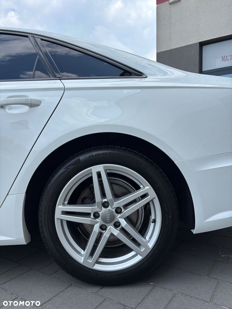 Audi A6 Avant 2.0 TDI Quattro S tronic - 21