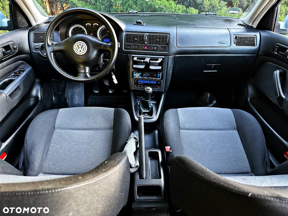 Volkswagen Golf Variant 1.6 Pacific - 6