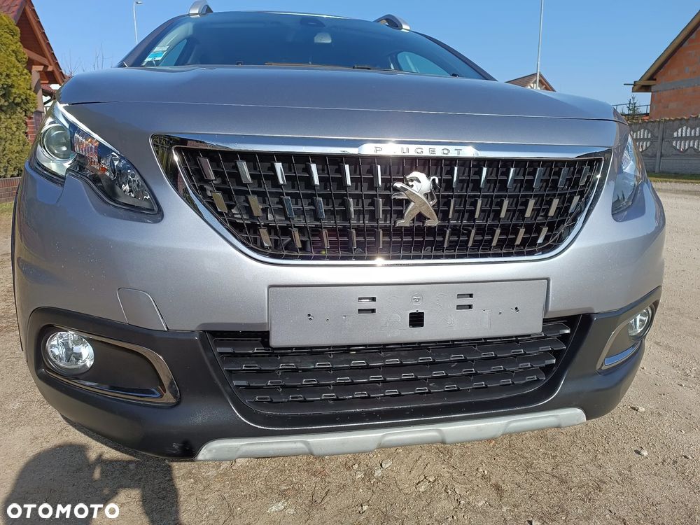 Peugeot 2008 BlueHDi 100 STOP & START Allure - 11
