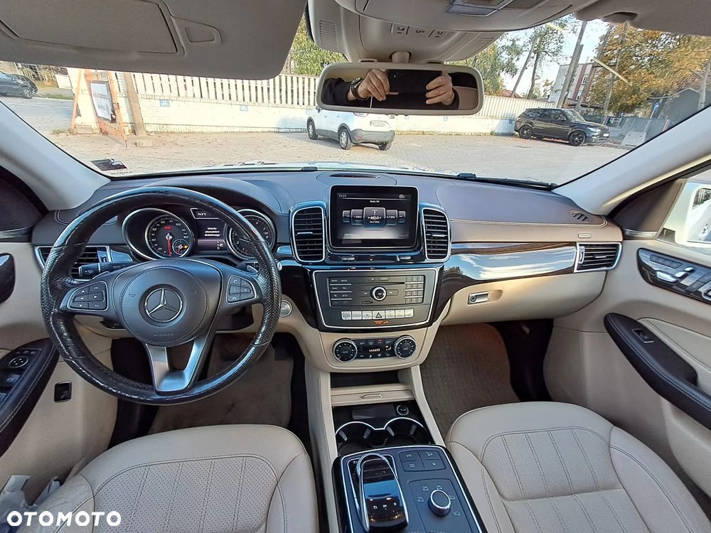 Mercedes-Benz GLS 400 4Matic 9G-TRONIC - 7