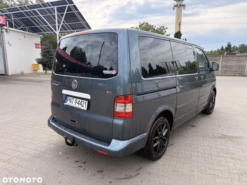 Volkswagen Multivan - 3