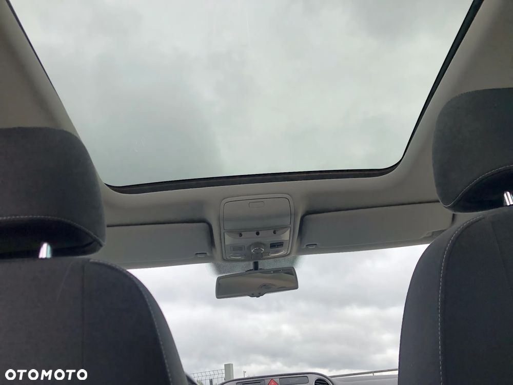 Volkswagen Tiguan 1.4 TSI Sport&Style - 10