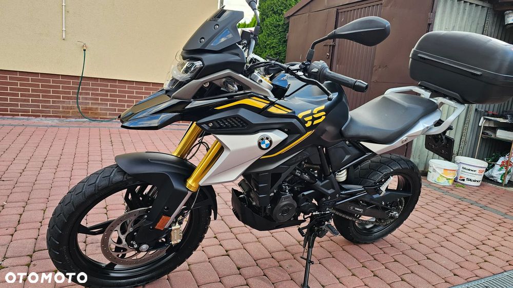 BMW G - 12