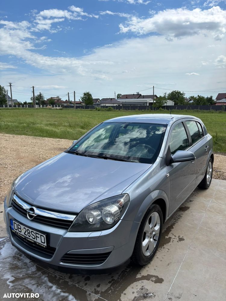 Opel Astra 1.6i Sport - 9