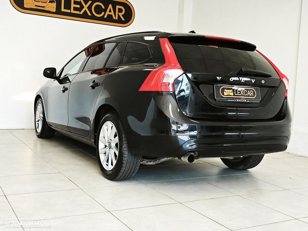 Volvo V60 D2 Geartronic Powershift Edition - 17