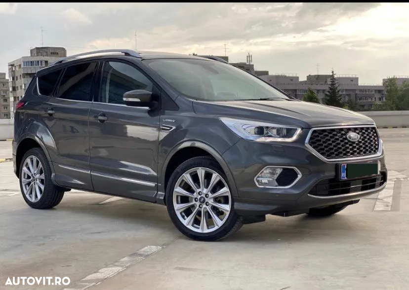 Ford Kuga 2.0 TDCi 4WD Powershift Vignale - 2