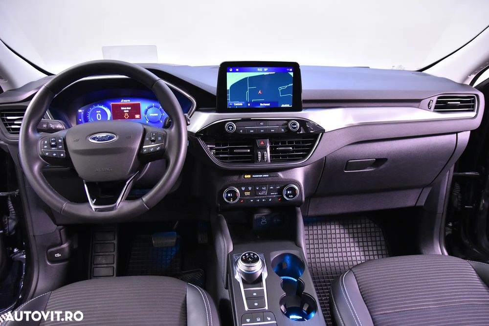 Ford Kuga - 9