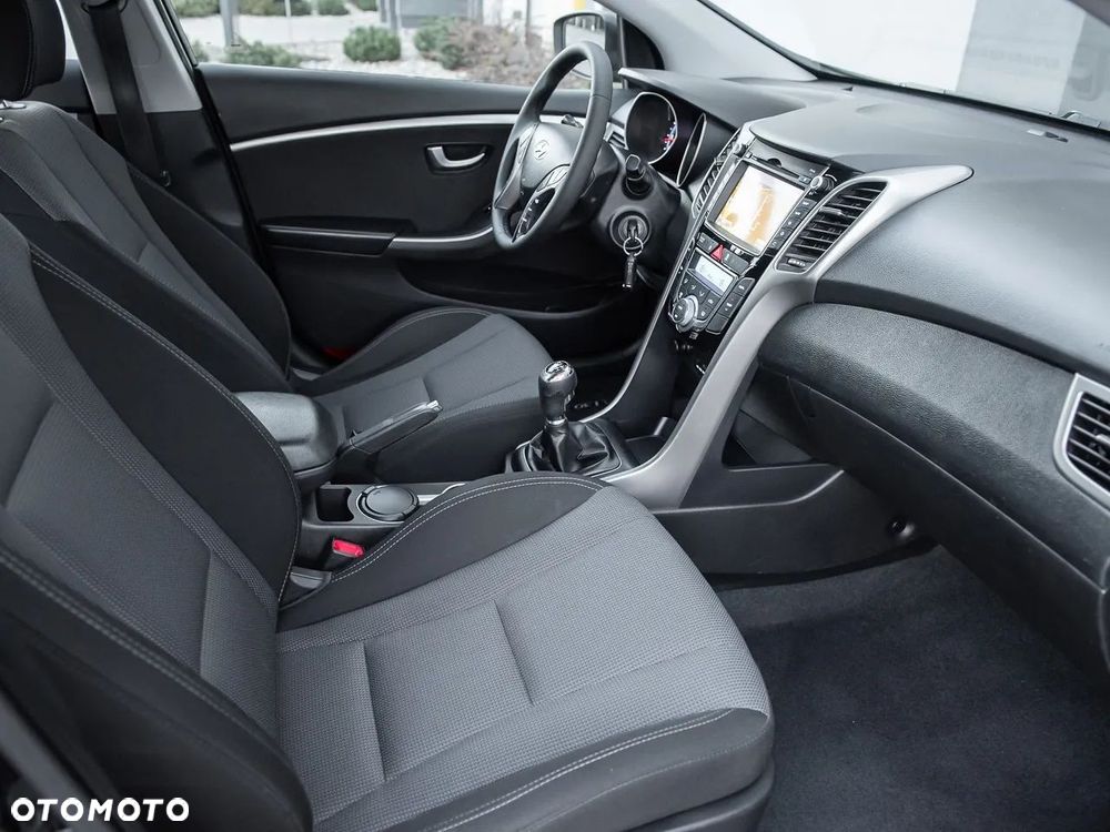 Hyundai i30 - 16