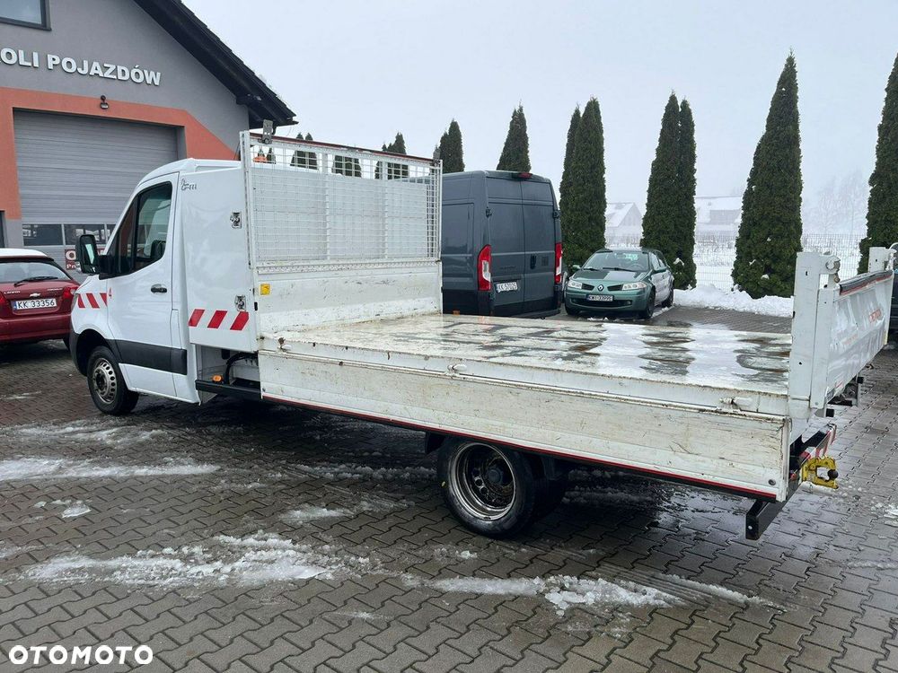 Mercedes-Benz Sprinter - 16