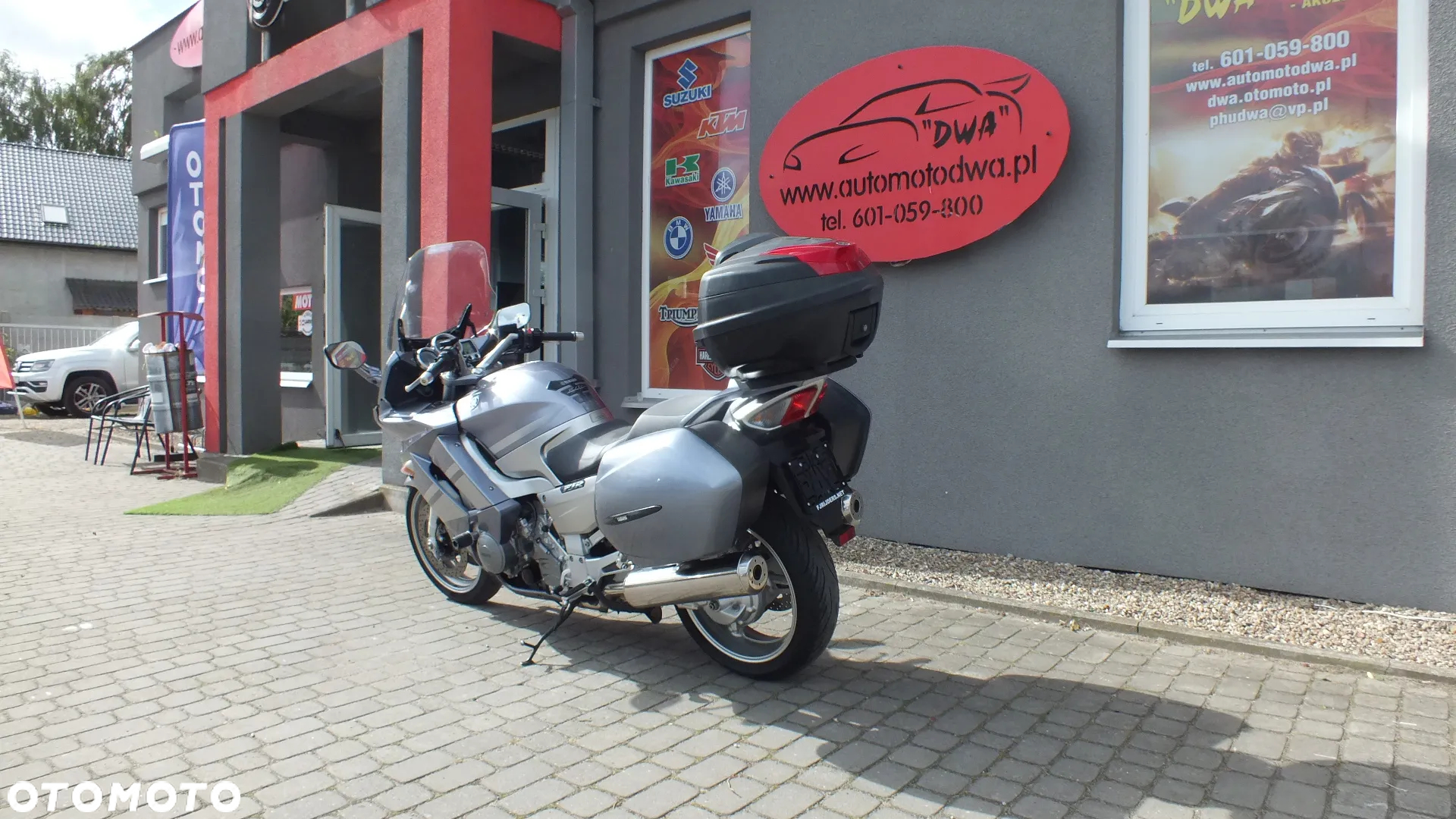 Yamaha FJR - 6