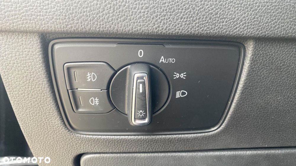 Volkswagen Passat - 23