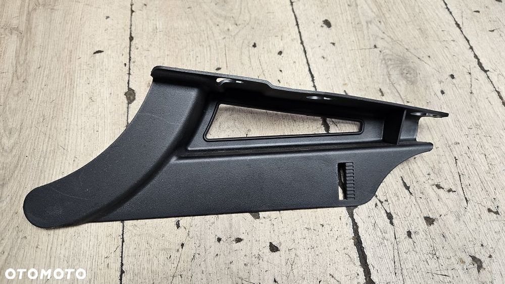Osłona pasa Harley Davidson Sportster Custom Iron 60435-04 - 4
