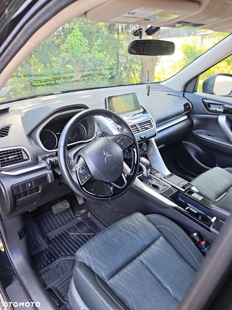 Mitsubishi Eclipse Cross 1.5 T-MIVEC (ClearTec) CVT 4WD Plus - 11