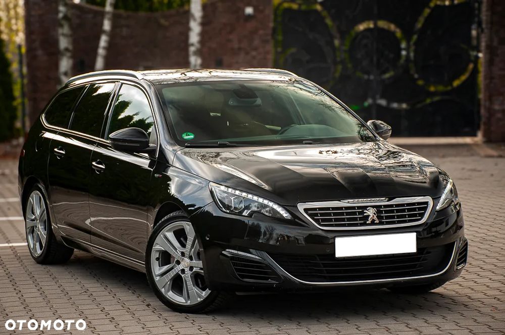 Peugeot 308 - 8